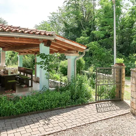Paolici By Interhome * Nedescina