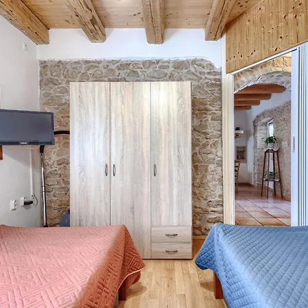 Vikendica Paolici By Interhome *