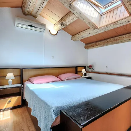 Paolici By Interhome *